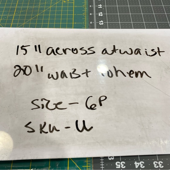 Talbot's Skirt Women's 6 Petite Green Modern Floral New Short Office Business - Picture 10 of 10